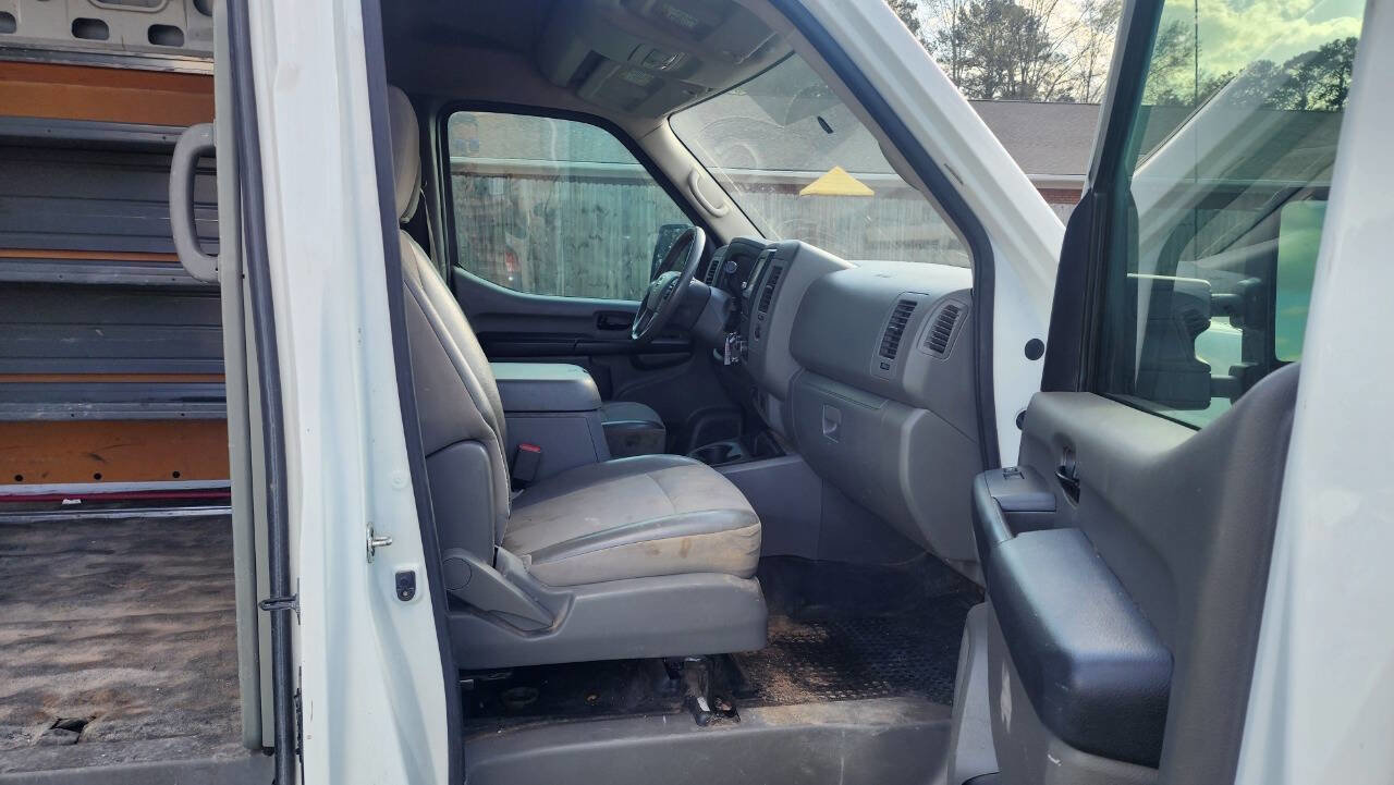 Used 2020 Nissan NV 2500 SV image 9