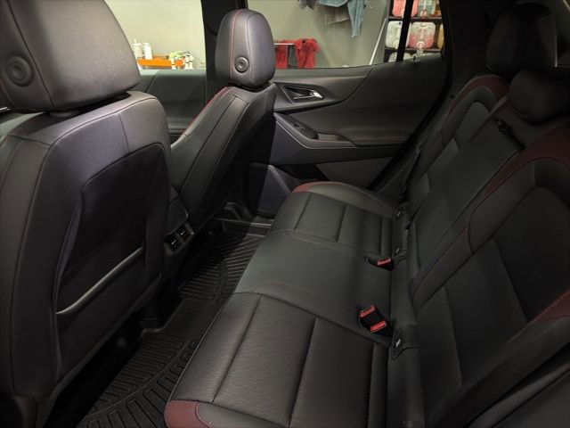 Used 2025 Chevrolet Equinox RS w/ Safety and Technology Package image 18