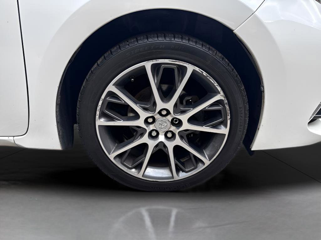 Used 2017 Toyota Corolla SE 50th Anniversary FWD image 2