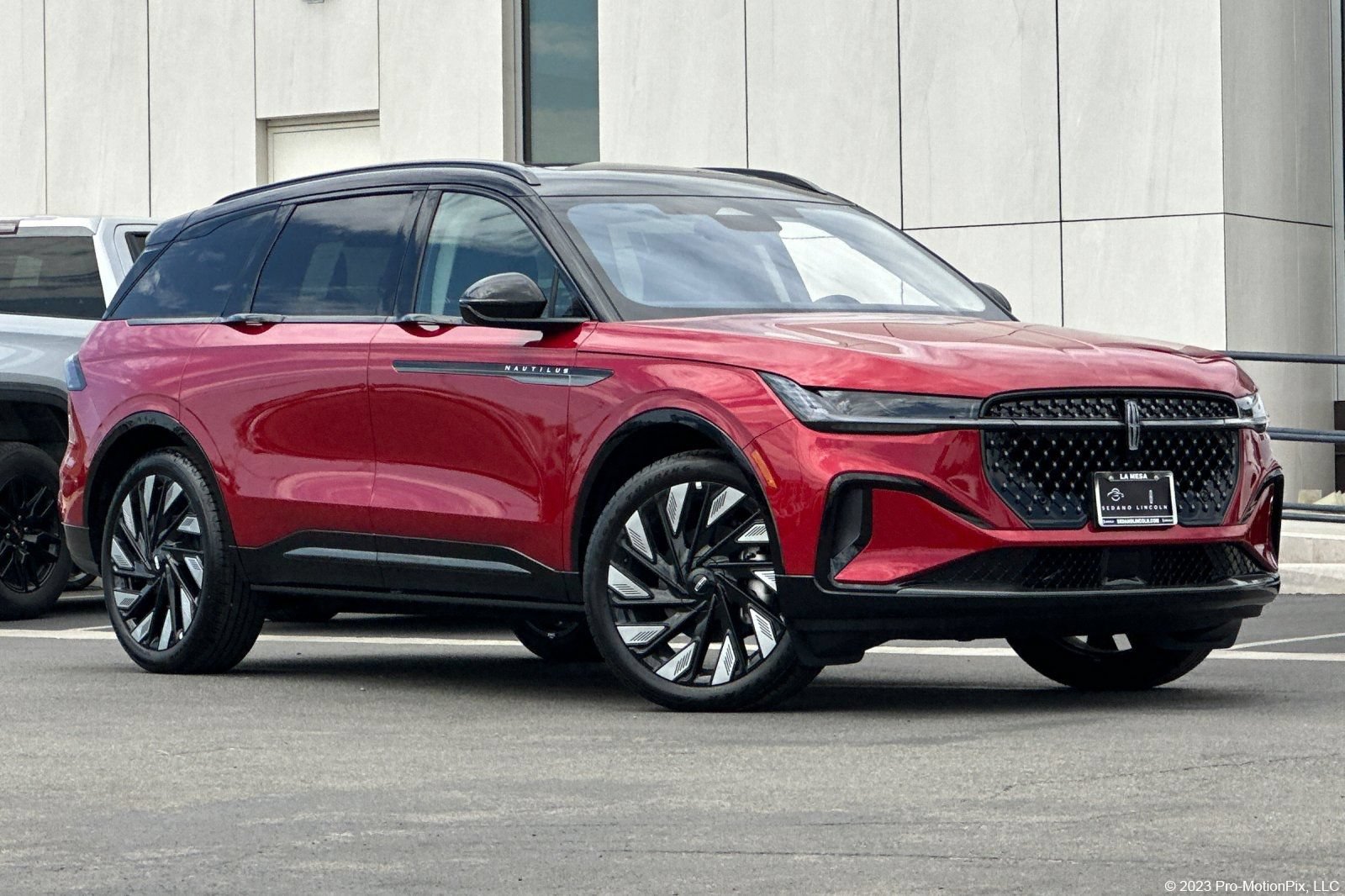 New 2026 Lincoln Nautilus Reserve w/ Jet Appearance Package