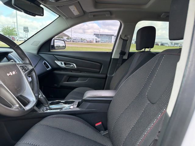 Used 2017 GMC Terrain SLE w/ Technology Package FWD image 9