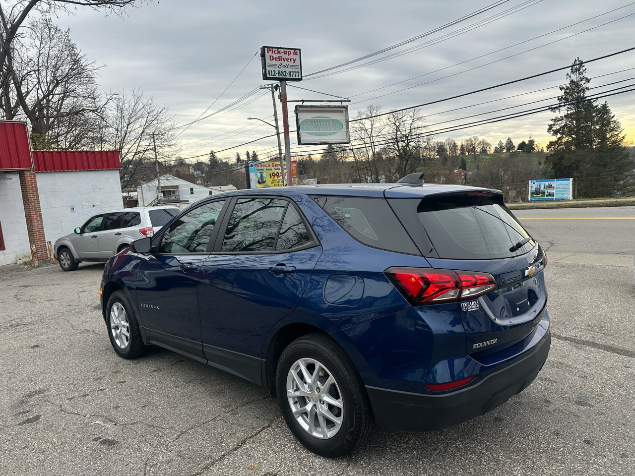 Used 2022 Chevrolet Equinox LS image 6