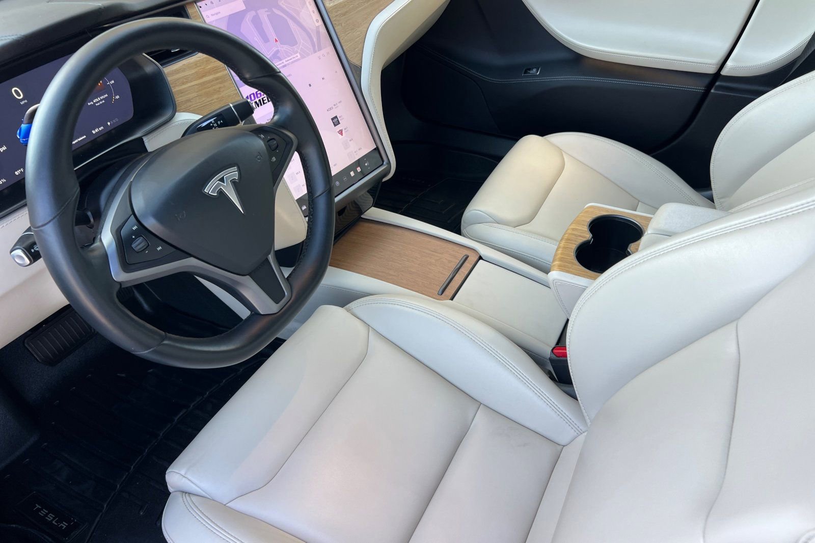 Used 2020 Tesla Model S Long Range Plus image 10