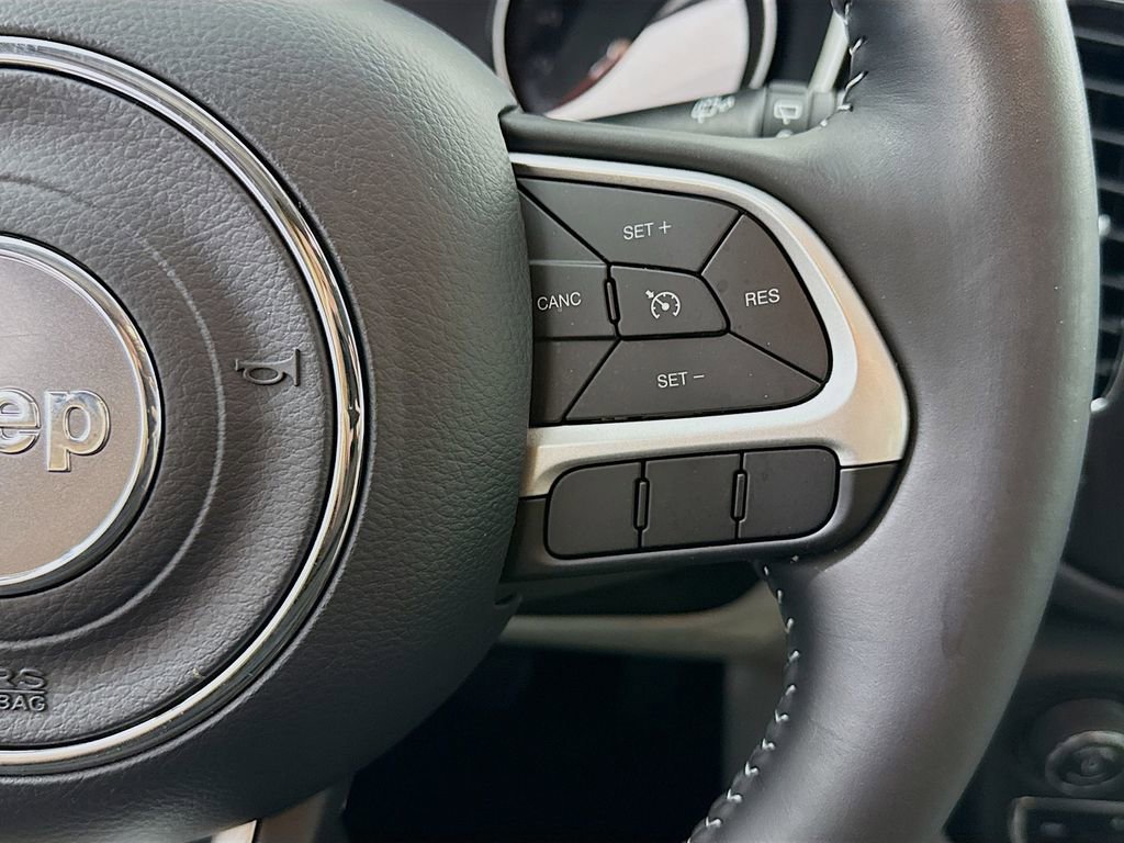 Used 2019 Jeep Compass Latitude w/ Popular Equipment Group image 12