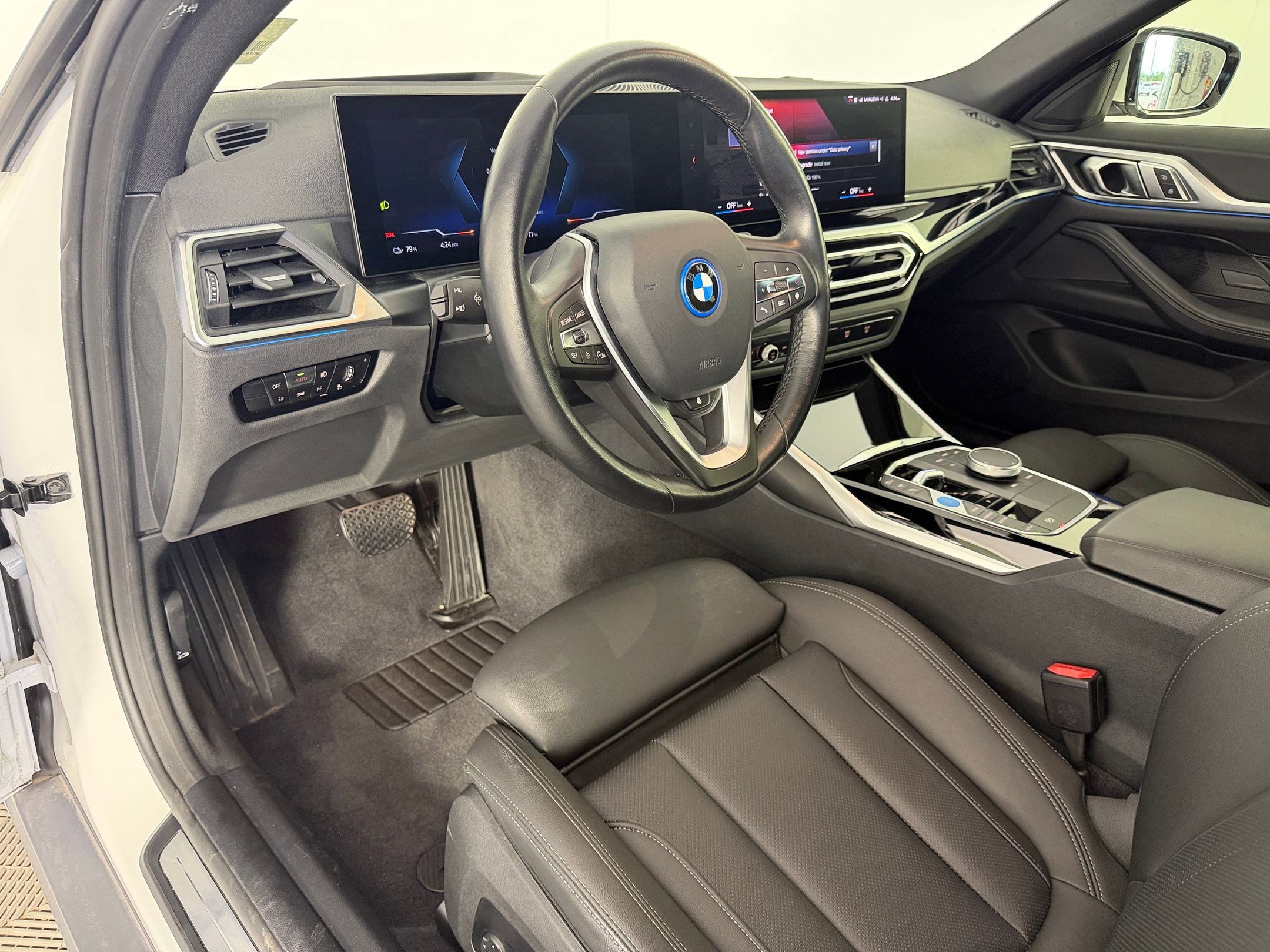 Certified 2023 BMW i4 eDrive35 w/ Premium Package RWD image 4