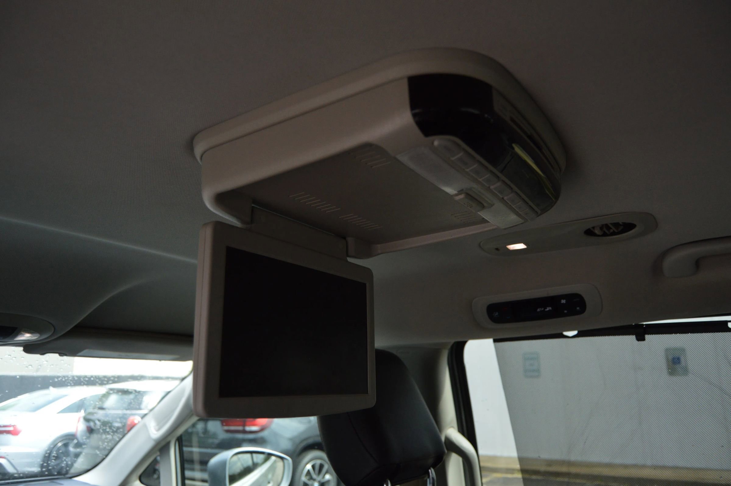 Used 2018 Chrysler Pacifica Touring-L w/ Advanced Safetytec Group FWD image 20