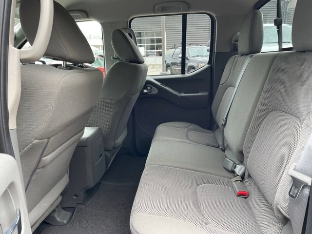 Used 2021 Nissan Frontier SV w/ Midnight Edition Floor Mats AWD/4WD image 22