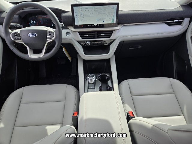 New 2026 Ford Explorer Active w/ Active Comfort Package RWD image 9