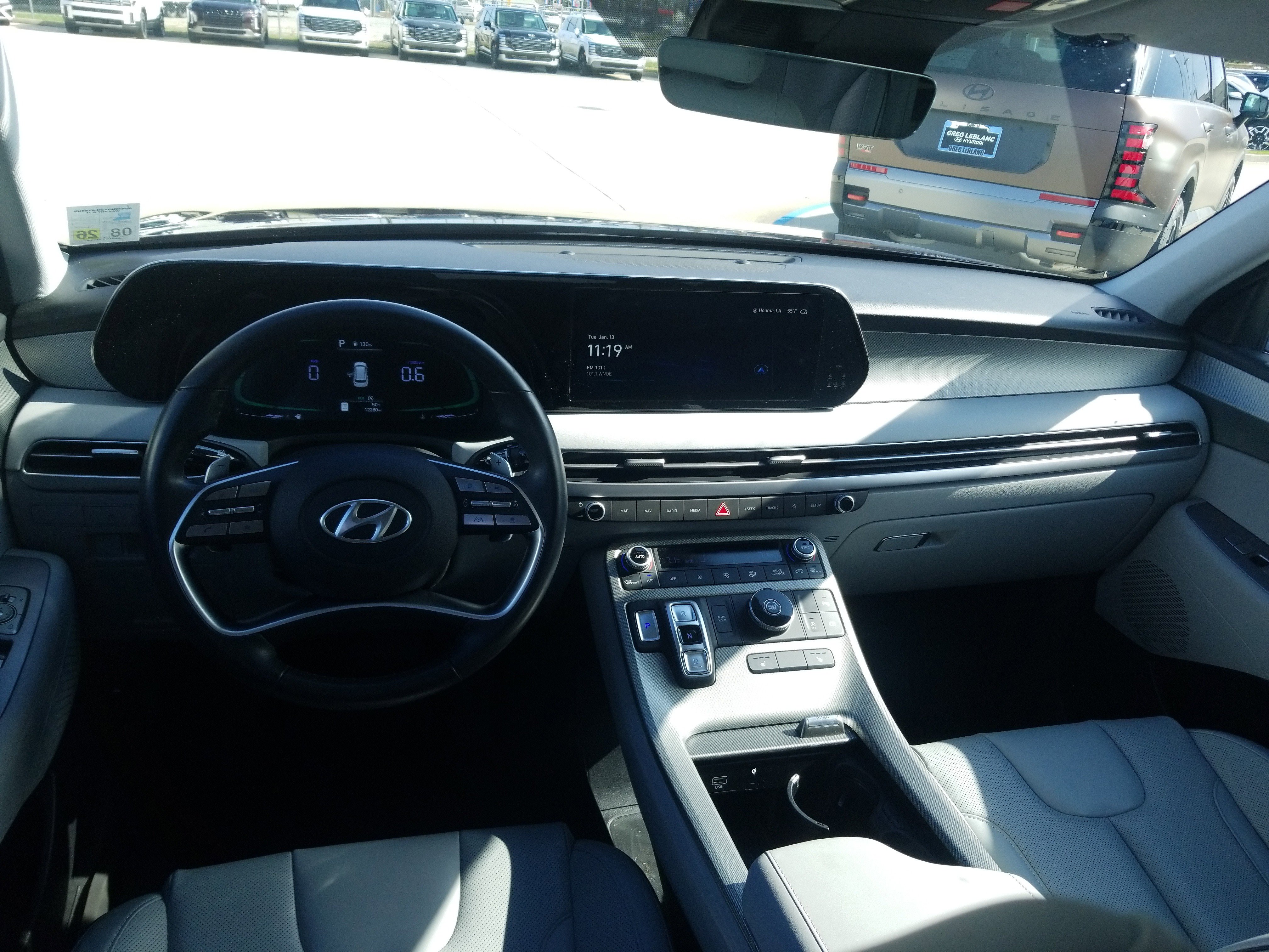 Used 2024 Hyundai Palisade SEL FWD image 18