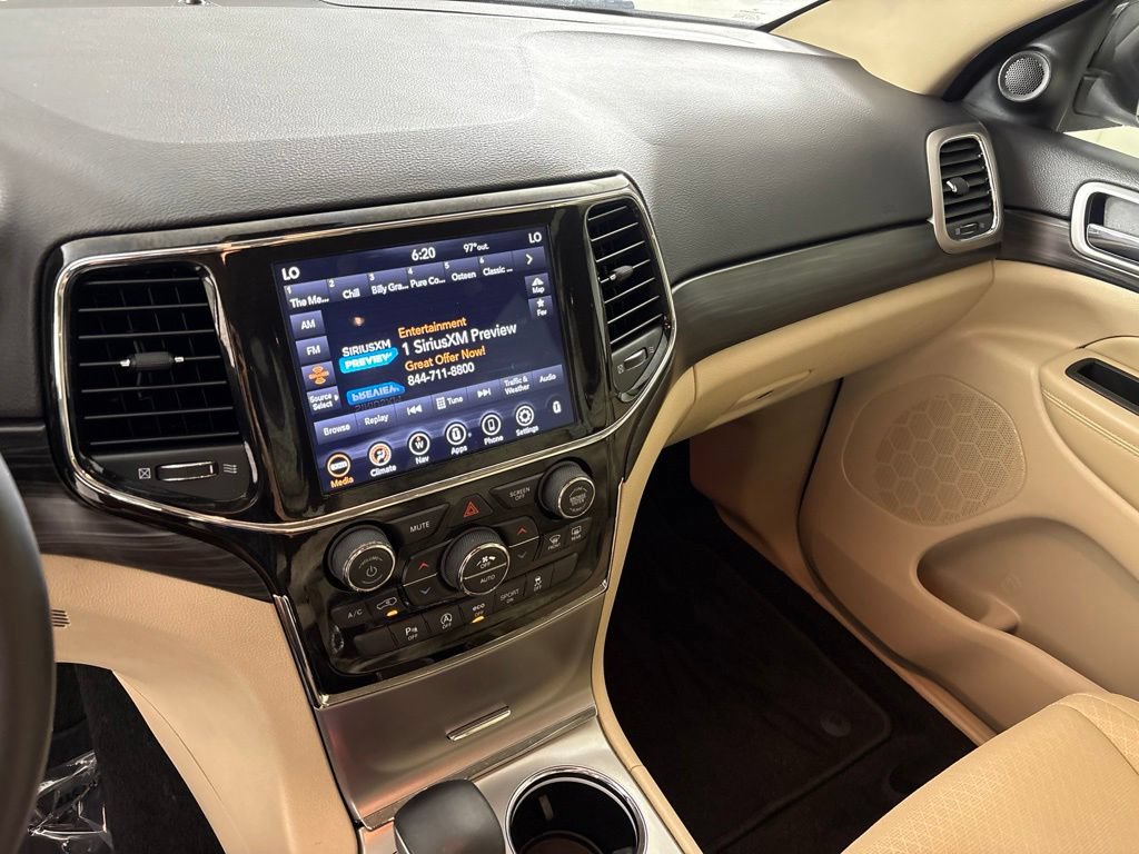 Used 2022 Jeep Grand Cherokee Laredo E RWD image 30