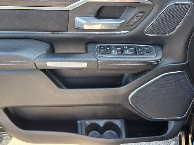 Used 2024 RAM 1500 Laramie AWD/4WD image 10