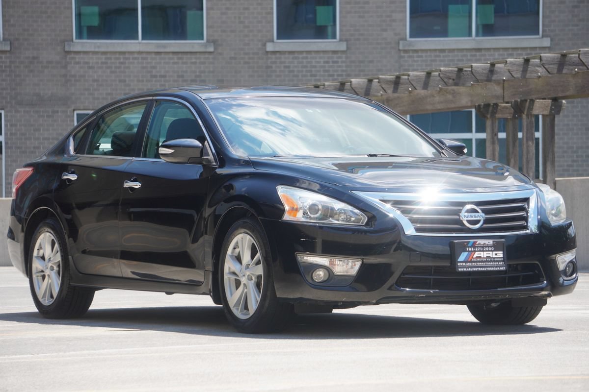 Used 2013 Nissan Altima 2.5 SL FWD image 3