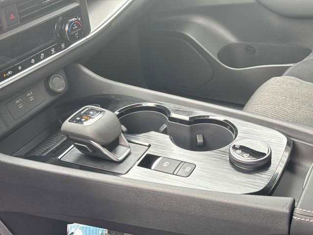 New 2026 Nissan Rogue SV image 28