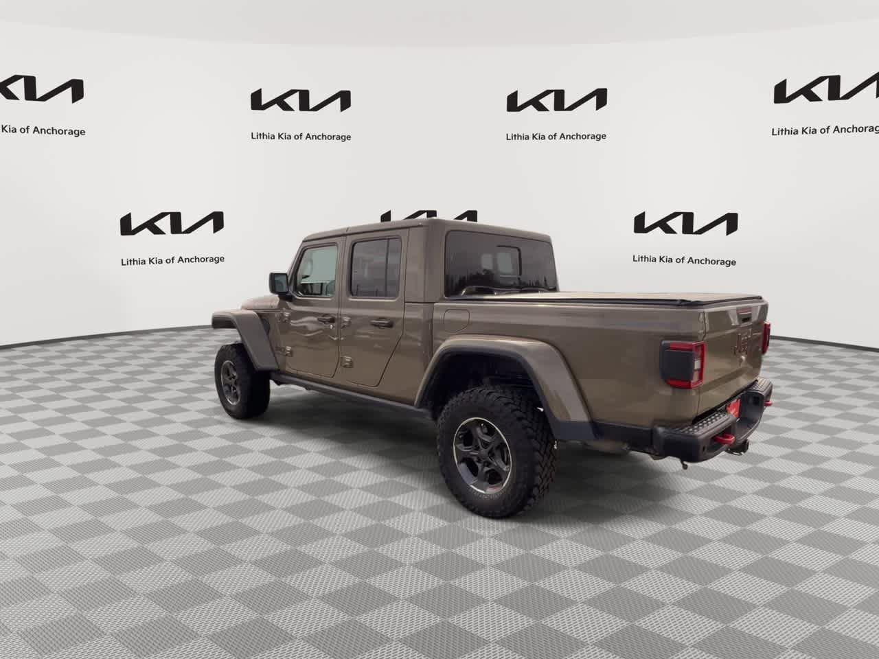 Used 2020 Jeep Gladiator Rubicon AWD/4WD image 6