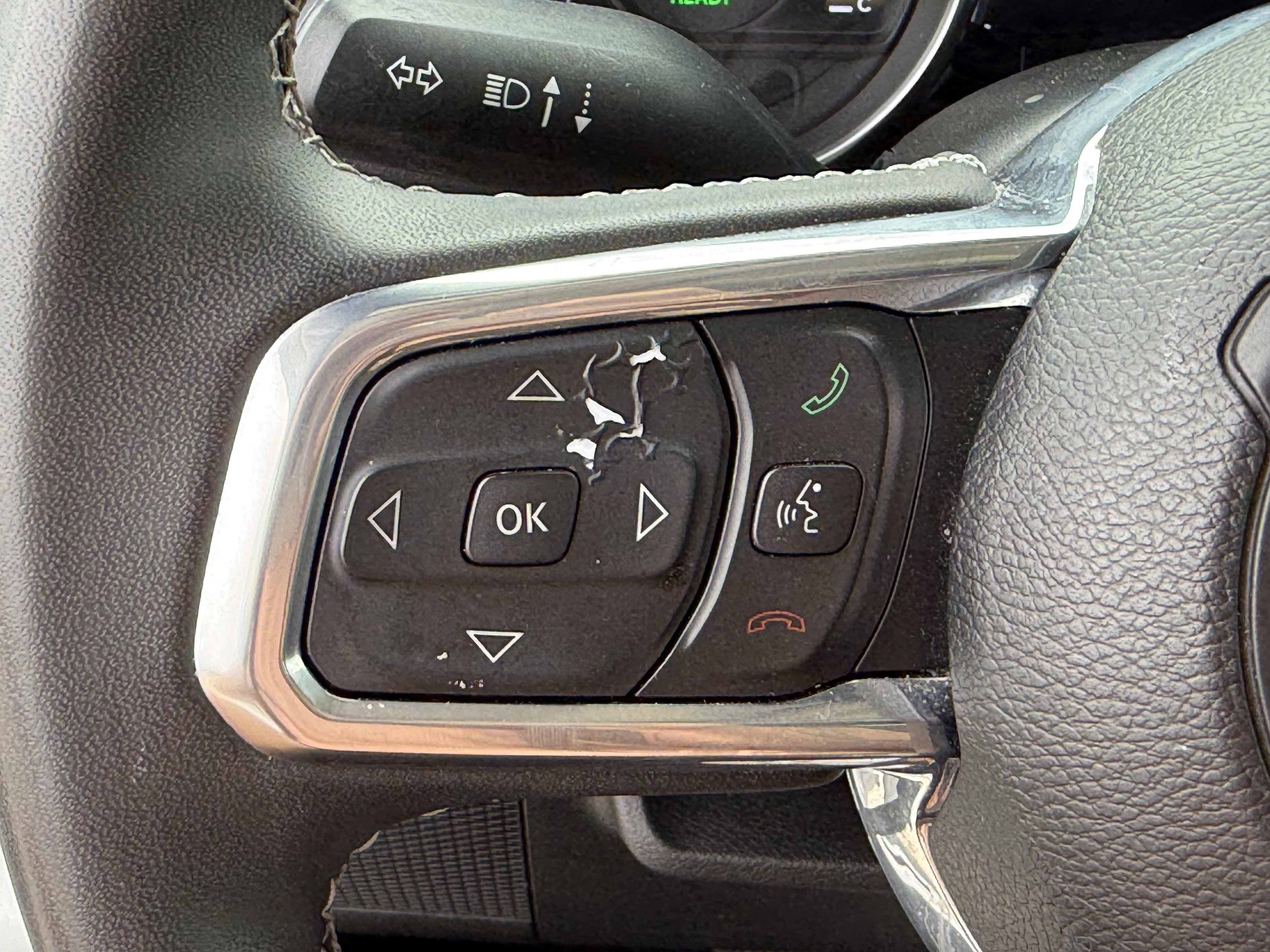 Used 2023 Jeep Wrangler Sahara image 16