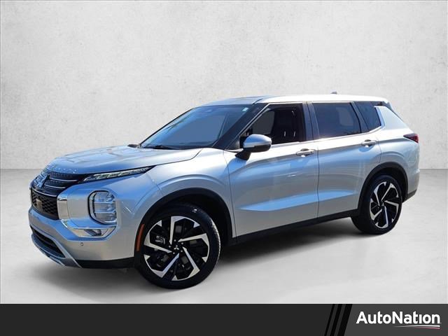 Used 2023 Mitsubishi Outlander SE