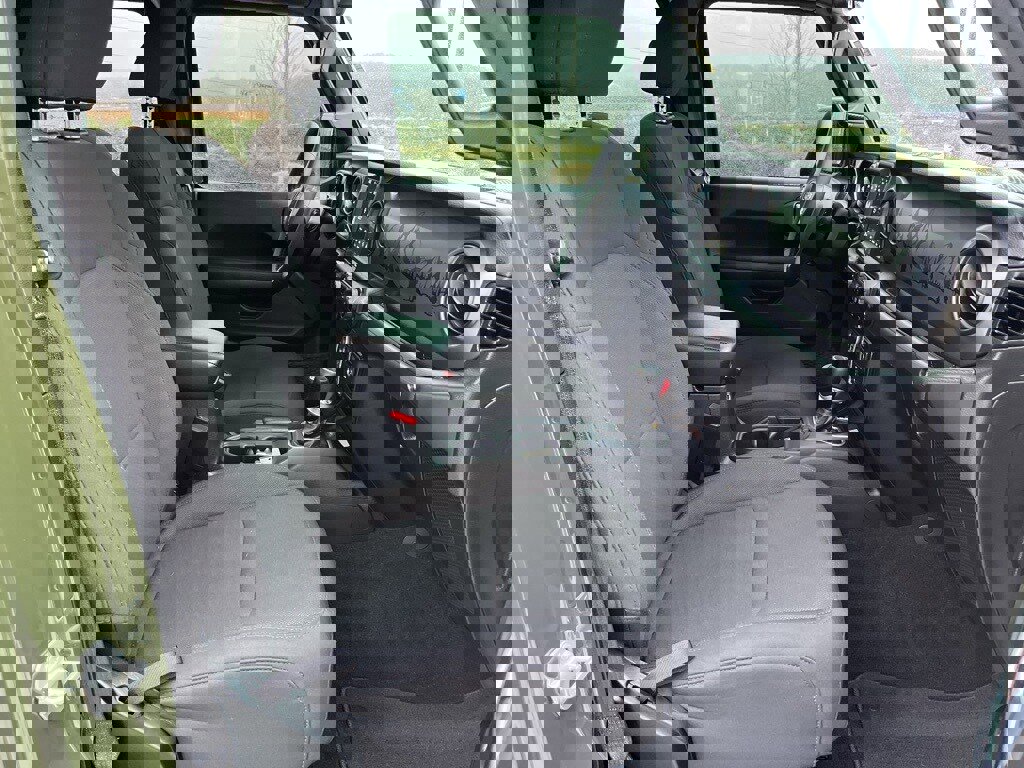 Used 2023 Jeep Gladiator Willys image 26