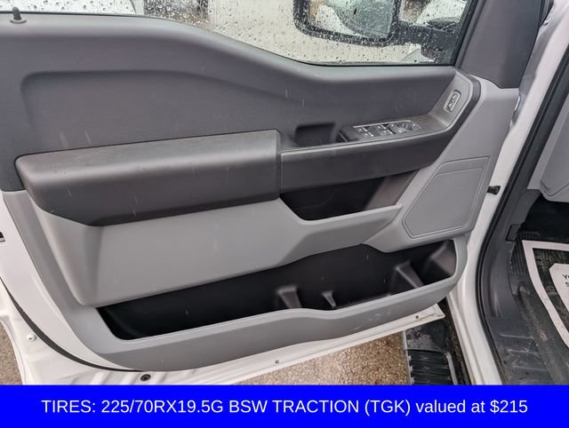 New 2026 Ford F550 4x4 Crew Cab image 15