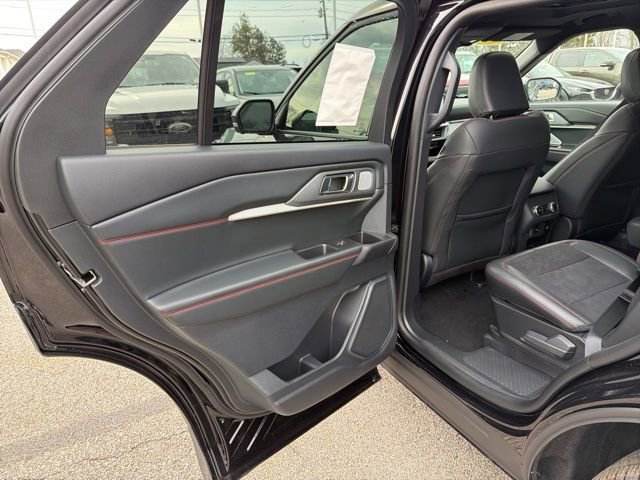 New 2026 Ford Explorer ST image 12