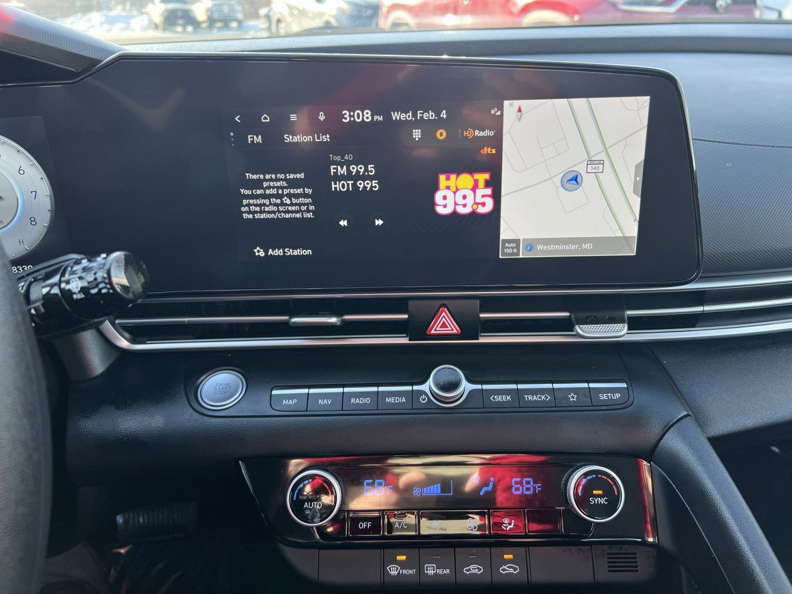 Used 2024 Hyundai Elantra SEL image 17