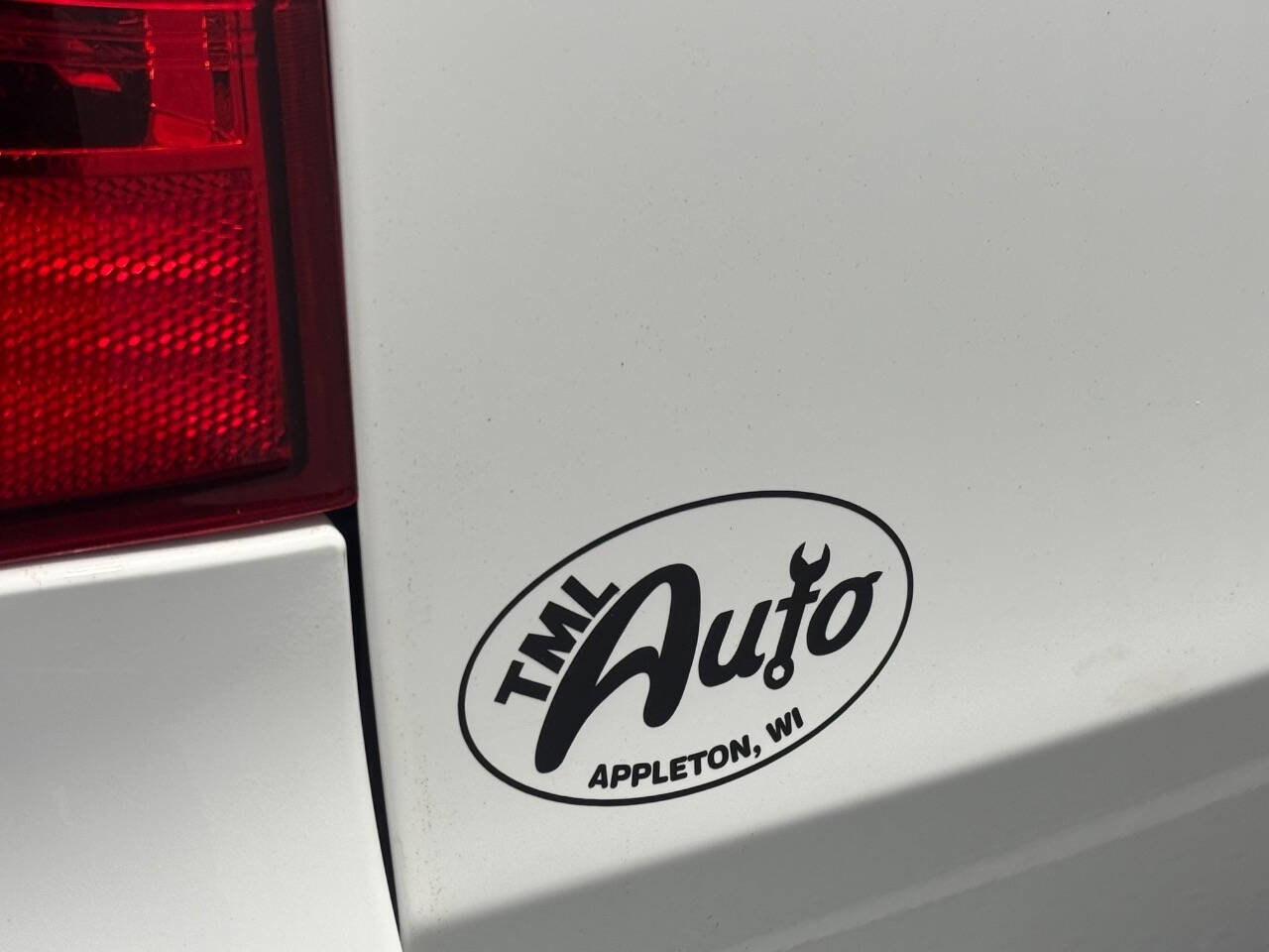 Used 2015 Chrysler Town & Country Touring-L w/ Driver Convenience Group image 5