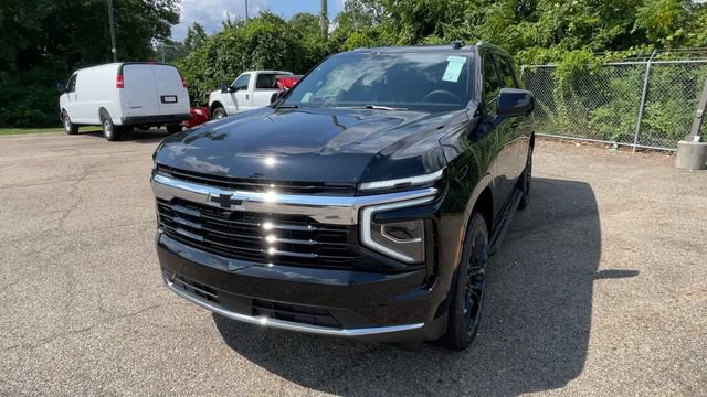 New 2026 Chevrolet Tahoe LS w/ LPO, Dark Essentials Package AWD/4WD image 5