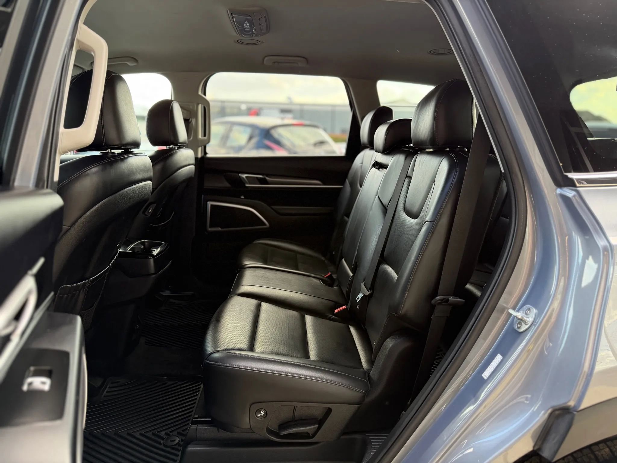 Used 2020 Kia Telluride LX image 22