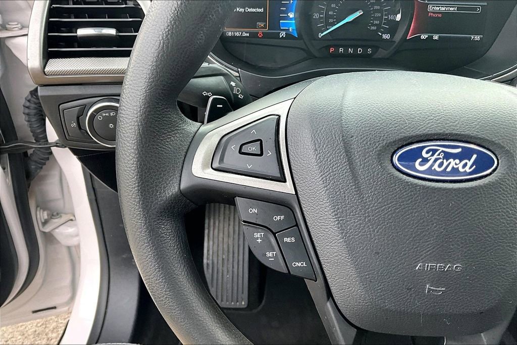 Used 2018 Ford Fusion SE w/ Fusion SE Technology Package image 11