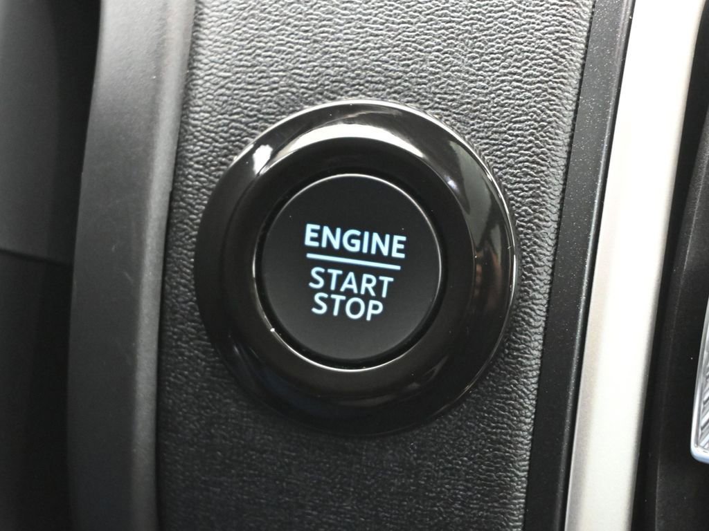 Used 2025 Ford Expedition Active image 15