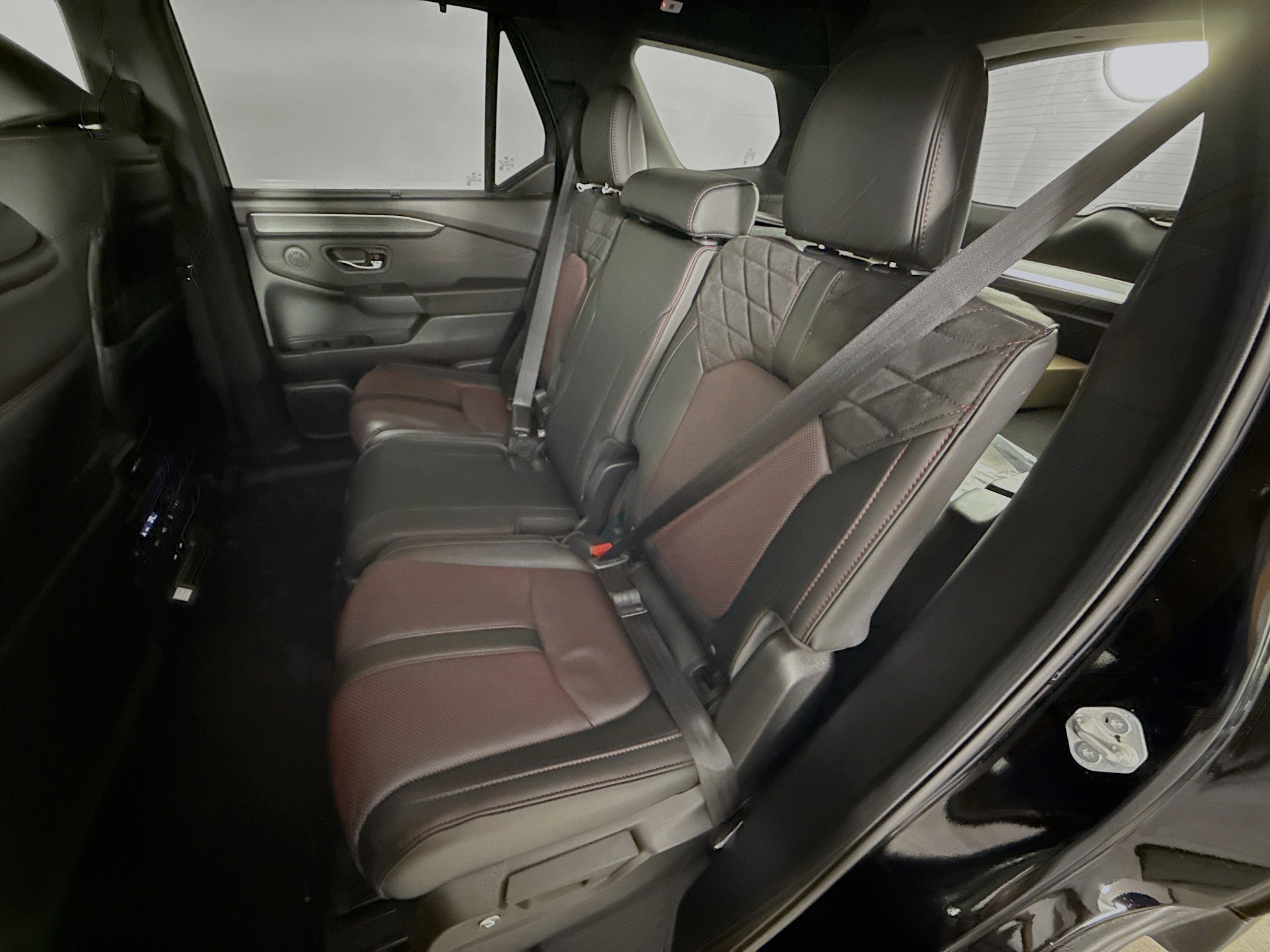 New 2026 Honda Pilot Black Edition image 30