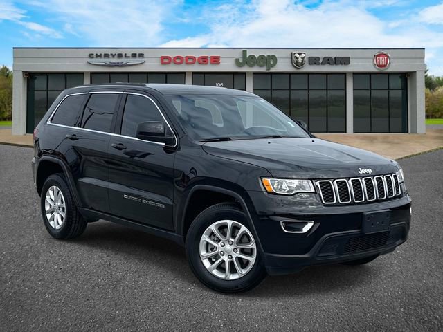 Used 2022 Jeep Grand Cherokee Laredo E image 1
