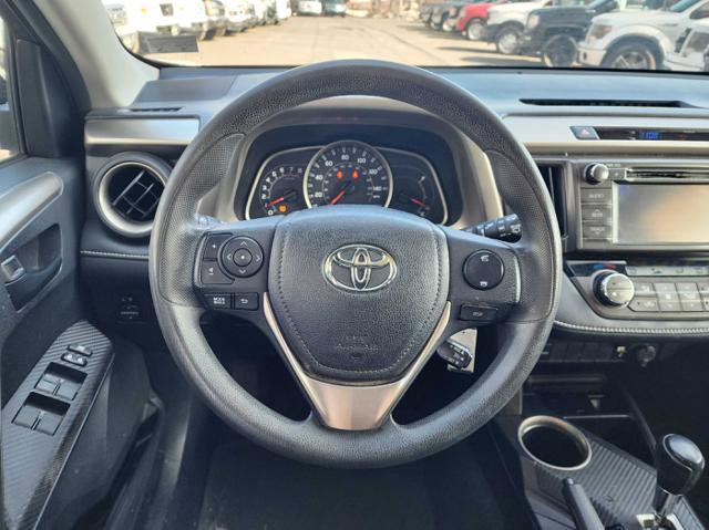 Used 2013 Toyota RAV4 XLE AWD/4WD image 20