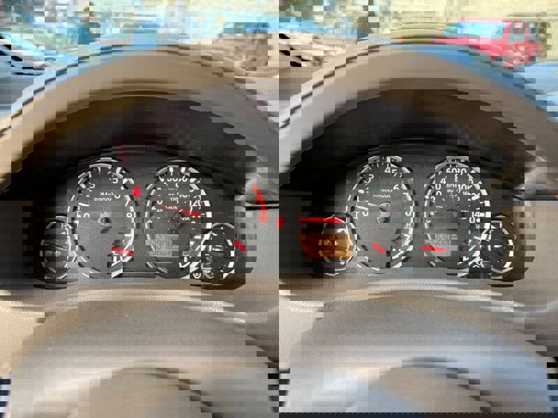 Used 2011 Nissan Pathfinder LE w/ Navigation Pkg image 18