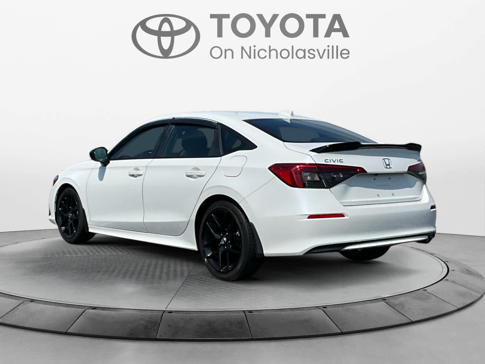 Used 2022 Honda Civic Sport image 3