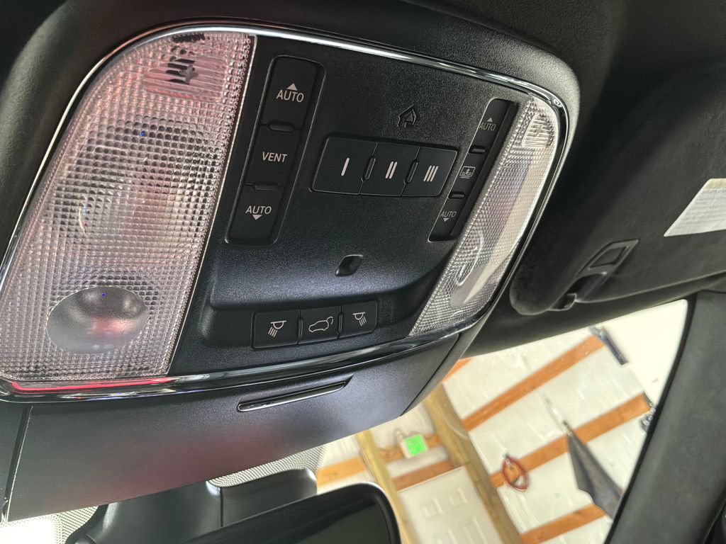 Used 2020 Jeep Grand Cherokee SRT AWD/4WD image 31