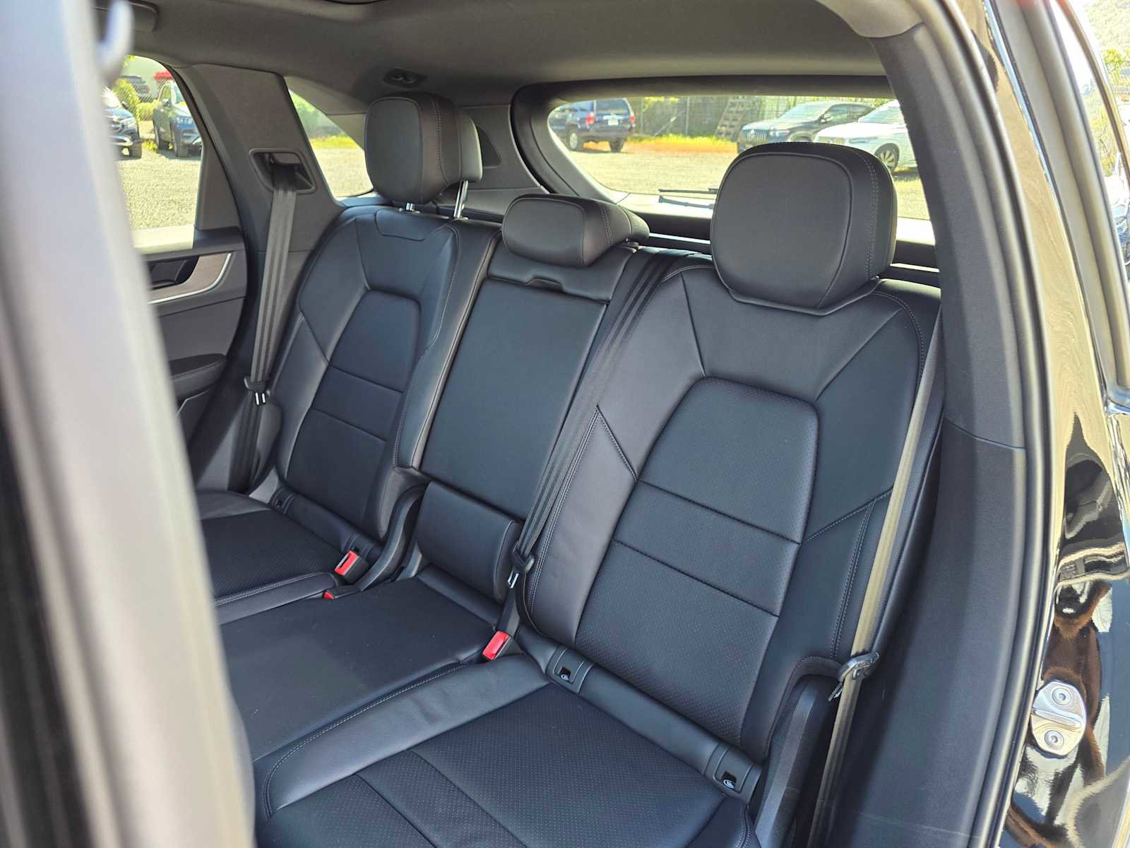 Used 2024 Porsche Cayenne S AWD/4WD image 19