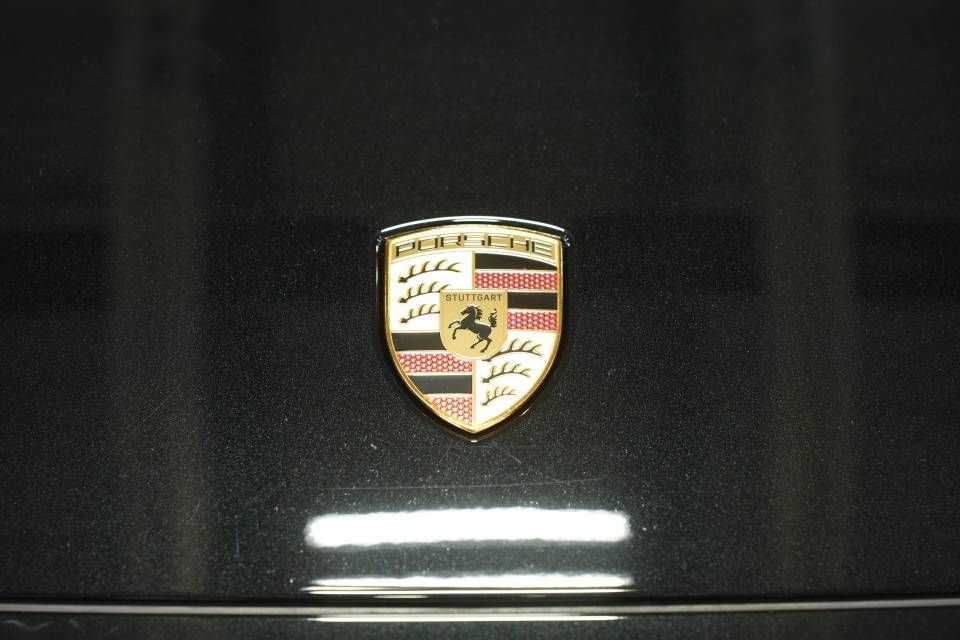 Certified 2026 Porsche Cayenne AWD/4WD image 28