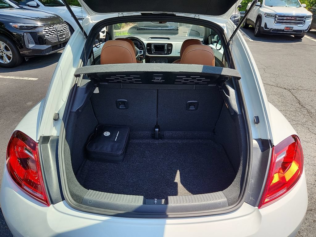Used 2017 Volkswagen Beetle 1.8T Classic FWD image 26