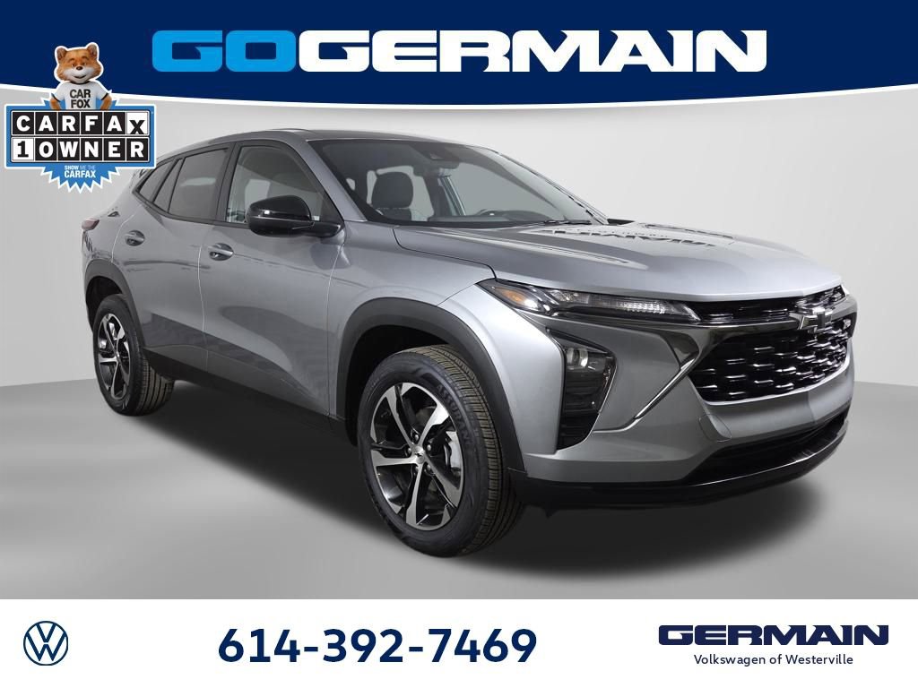 Used 2025 Chevrolet Trax RS w/ Driver Confidence Package image 5