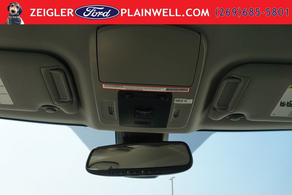 Used 2022 Toyota Camry SE w/ Cold Weather Package AWD/4WD image 30