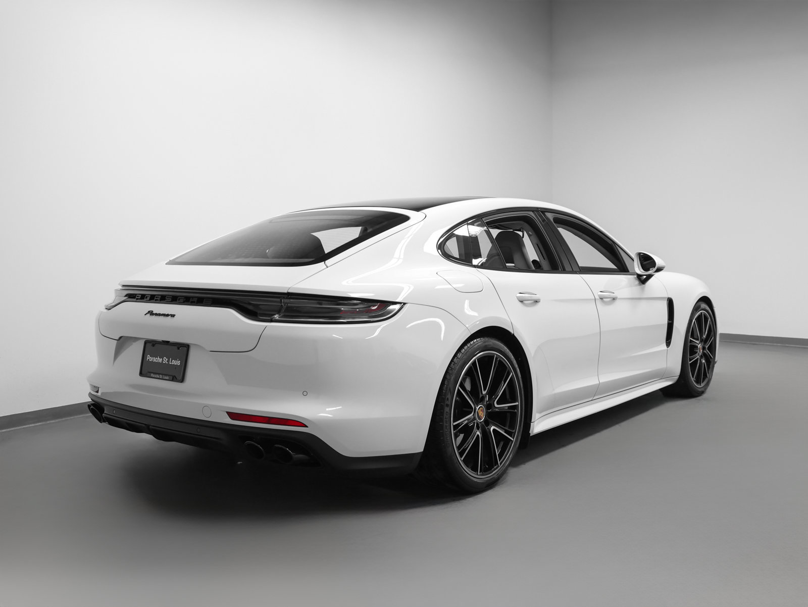 Certified 2023 Porsche Panamera Platinum Edition RWD image 10