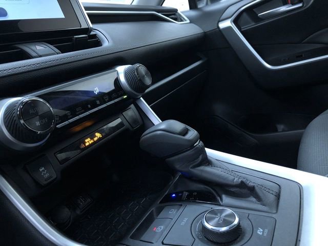 Certified 2025 Toyota RAV4 XLE image 29