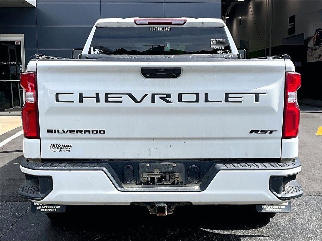 Used 2023 Chevrolet Silverado 1500 RST w/ LPO, Dark Essentials Package AWD/4WD image 5