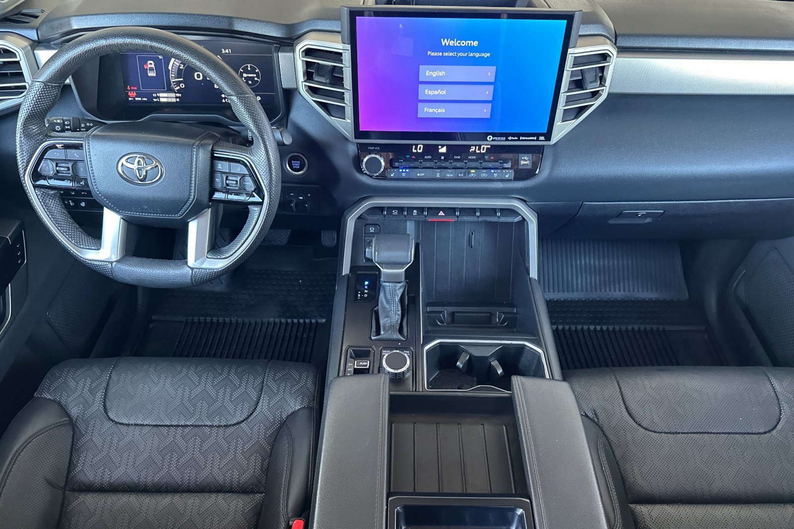 Used 2024 Toyota Tundra Limited AWD/4WD image 12