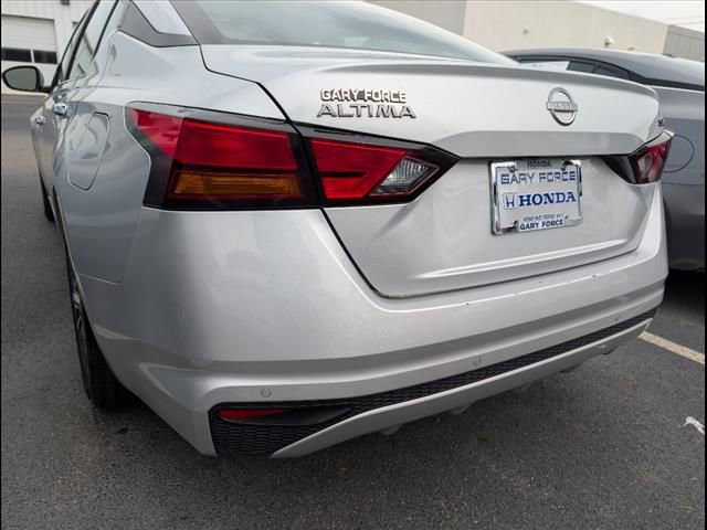 Used 2023 Nissan Altima 2.5 SV image 18