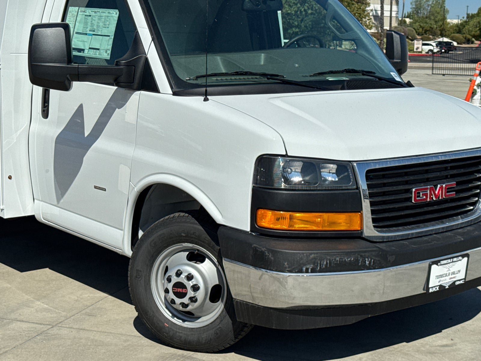 New 2025 GMC Savana 3500 w/ Power Convenience Package RWD image 3
