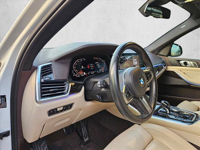 Used 2019 BMW X5 xDrive50i w/ M Sport Package AWD/4WD image 9