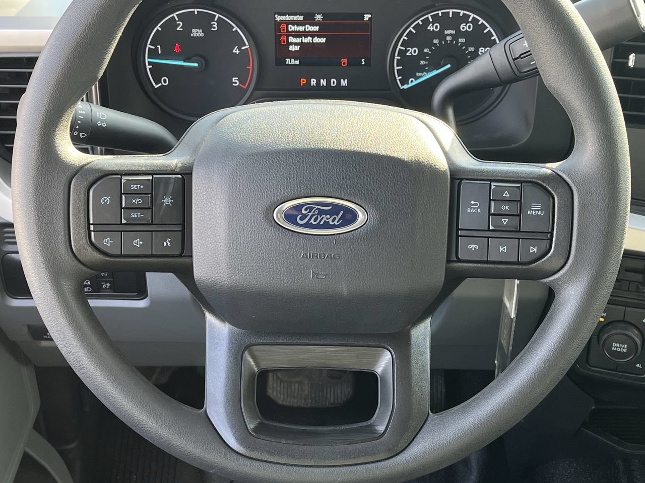 New 2025 Ford F550 4x4 SuperCab Super Duty image 11