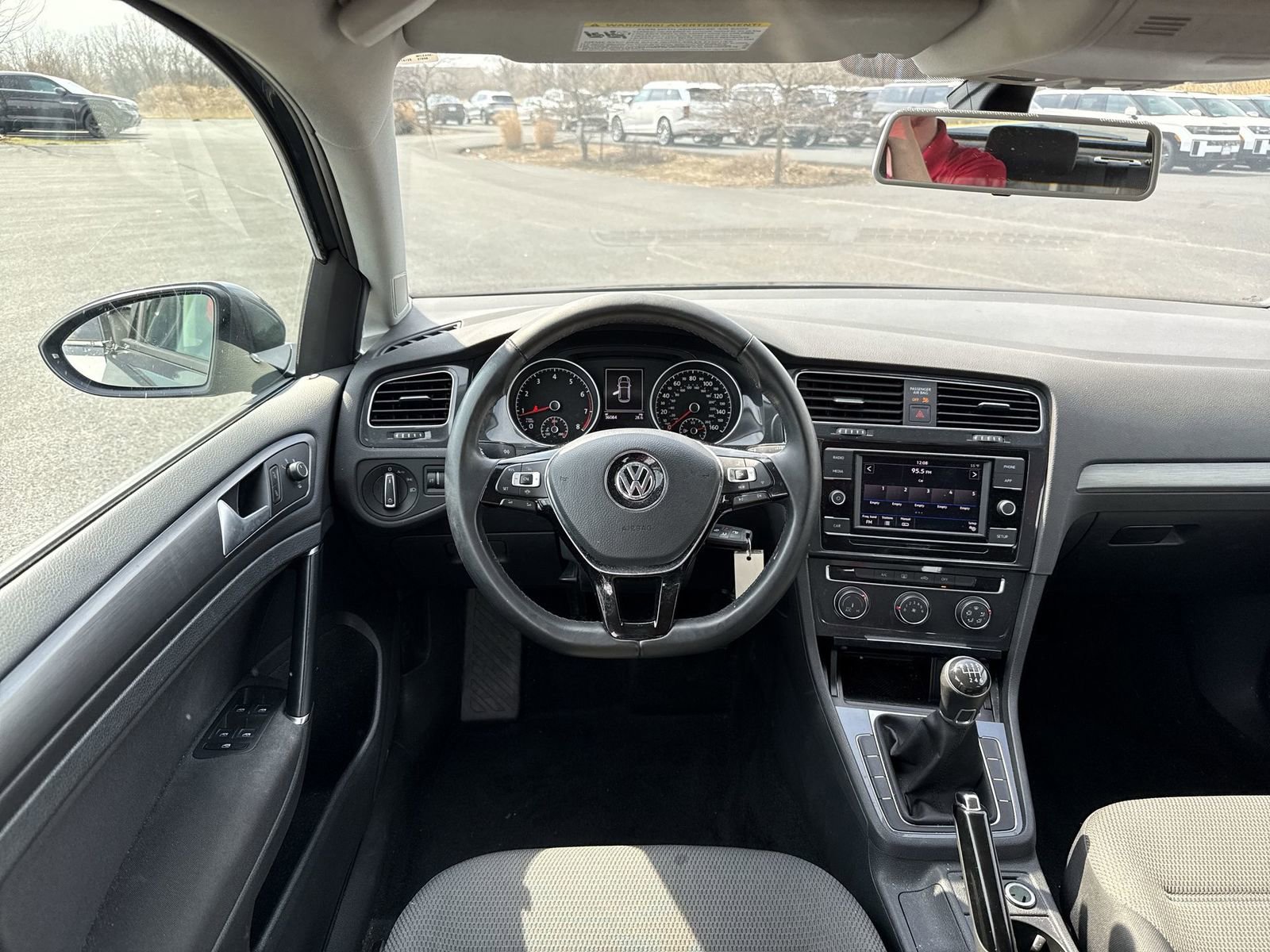 Used 2019 Volkswagen Golf S image 14