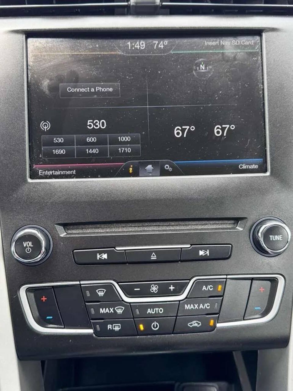 Used 2016 Ford Fusion SE FWD image 21